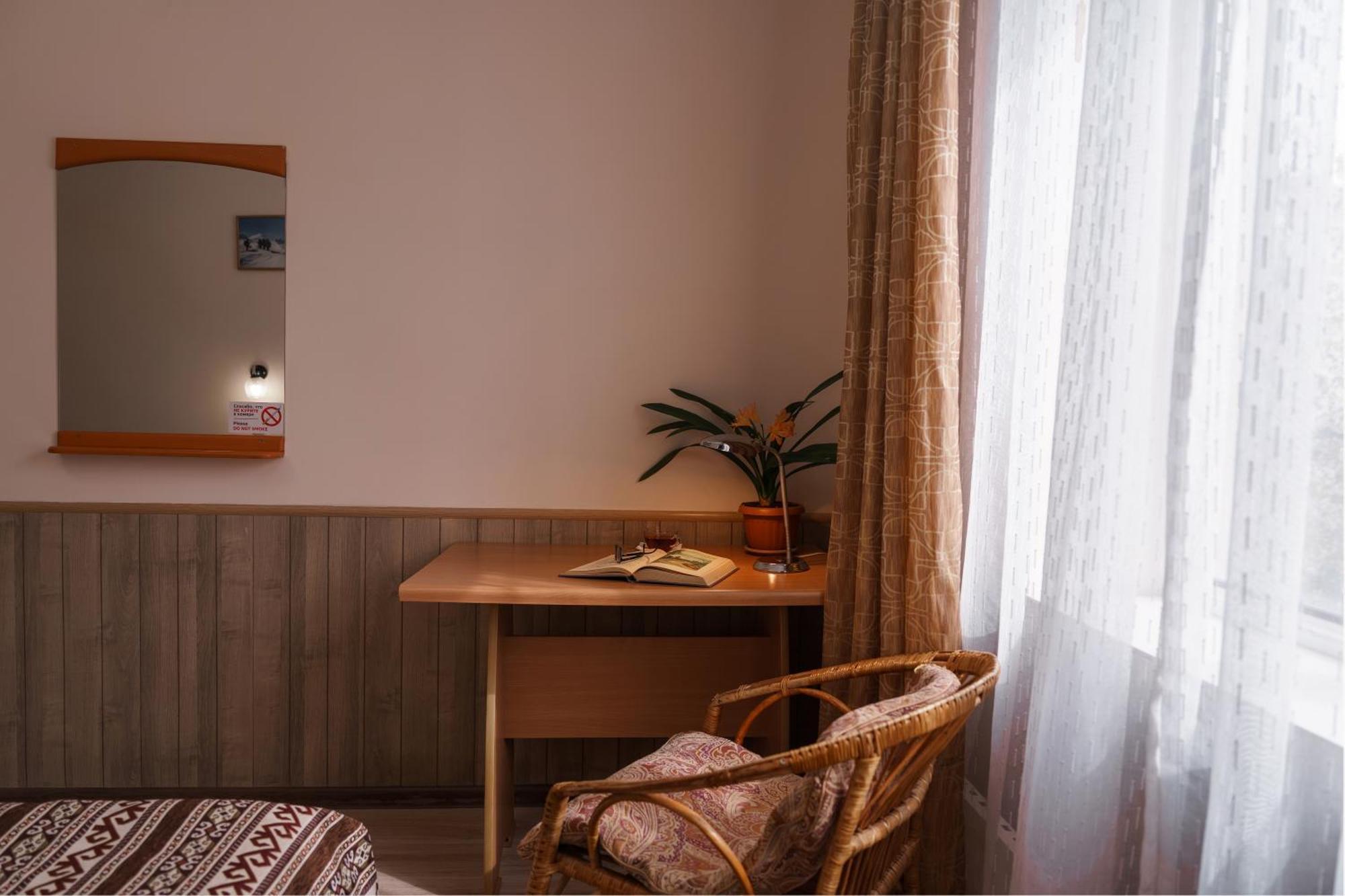 Alpinist Hotel 비슈케크 외부 사진
