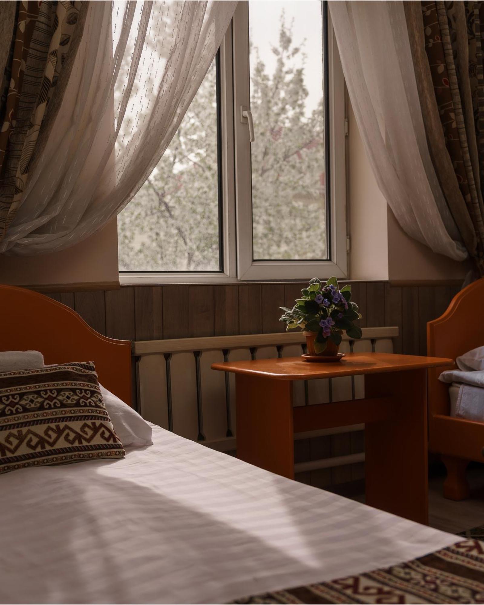 Alpinist Hotel 비슈케크 외부 사진